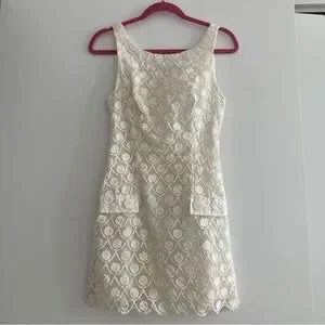 Bebe Dresses | Bebe White Sleeveless Scallop Dress | Color: White | Size: Xs | Jankimx's Closet Bebe Dresses | Bebe White Sleeveless Scallop Dress | Color: White | Size: Xs | Jankimx's Closet